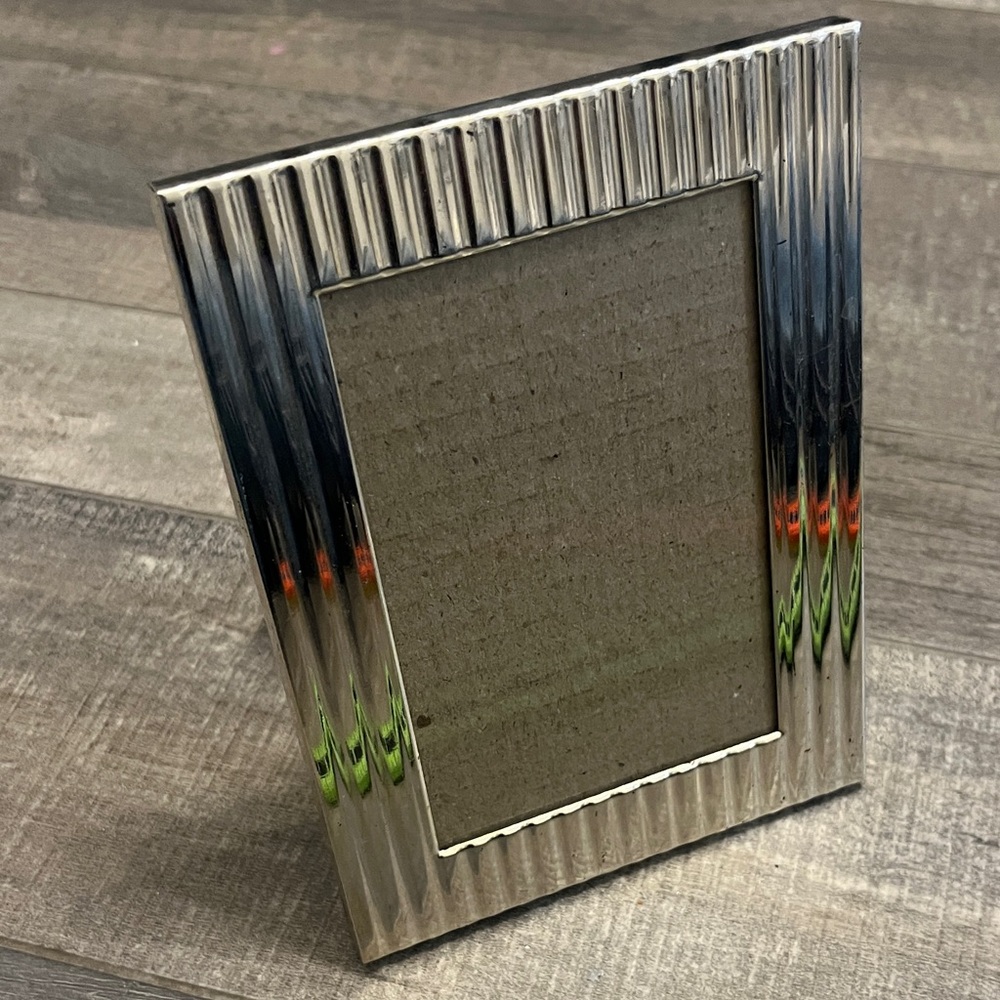Silver Ribbed Photo Frame - Picture 3 of 8